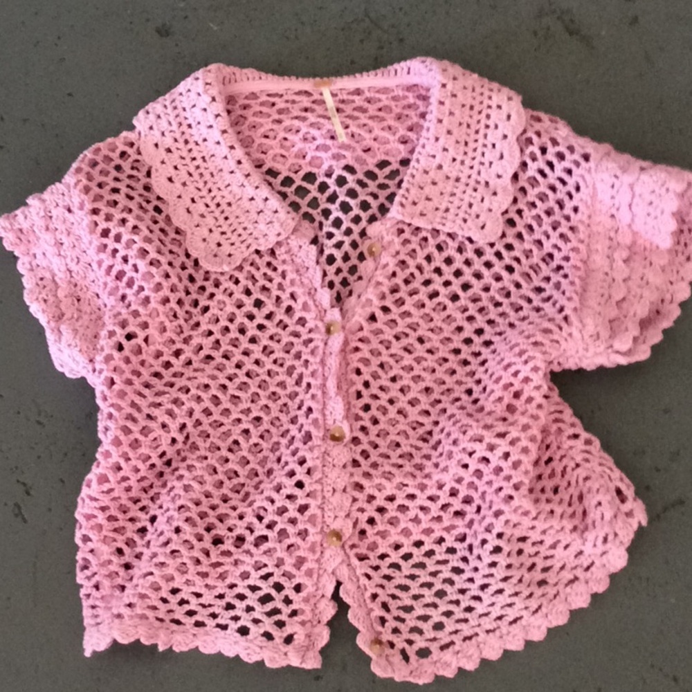 FREE PEOPLE CROCHET SWEATER  XS